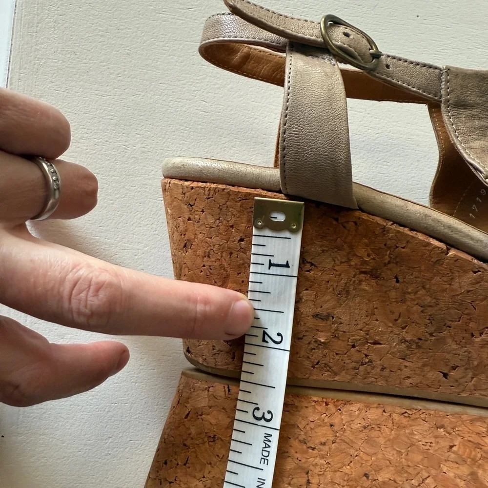 Coclico Taupe Wedge Sandals size 41